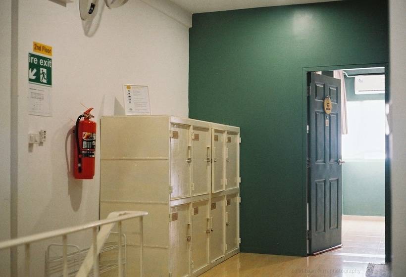 호텔 Baan Baan Hostel