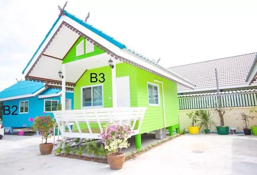 هتل Bannrommai Sattahip