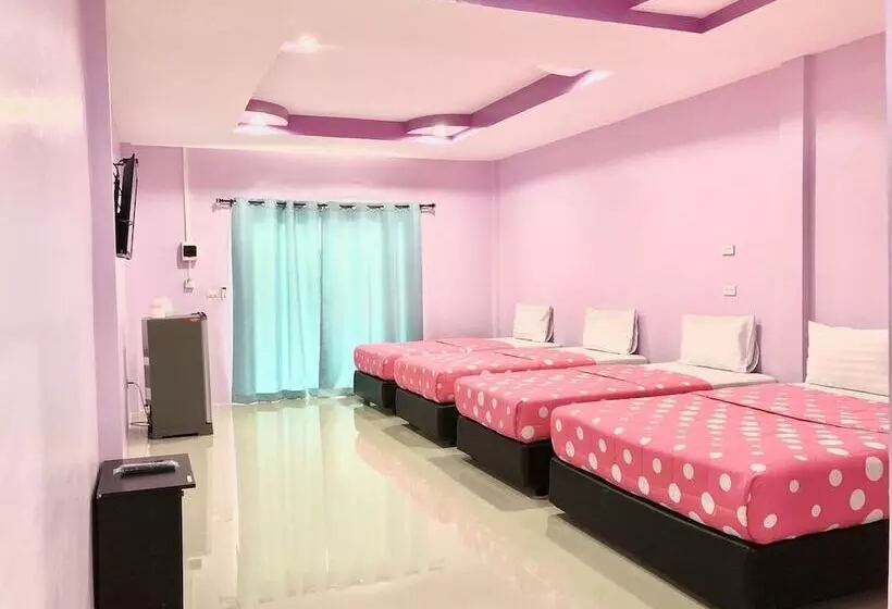 هتل Bannrommai Sattahip