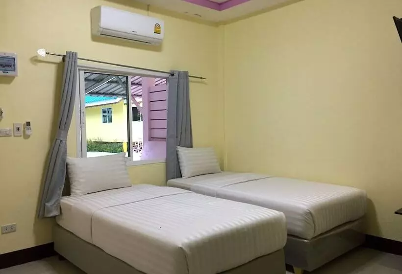 هتل Bannrommai Sattahip