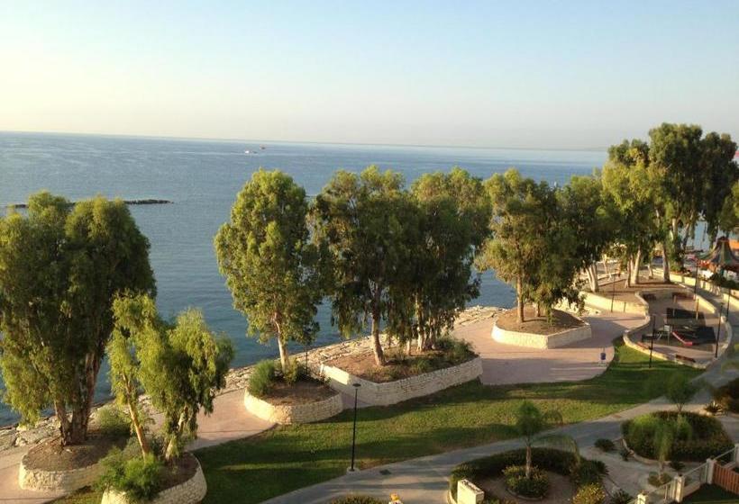 בית מלון כפרי Darlex Apartments Galatex Beach Center