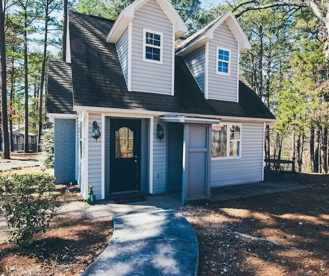 ホテル Hogsveil Cottages   Harry Potter Themed