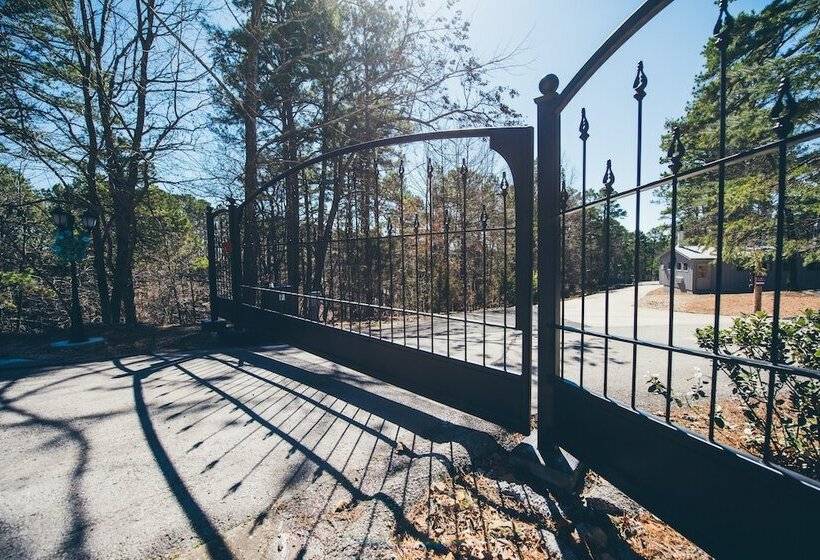 فندق Hogsveil Cottages   Harry Potter Themed