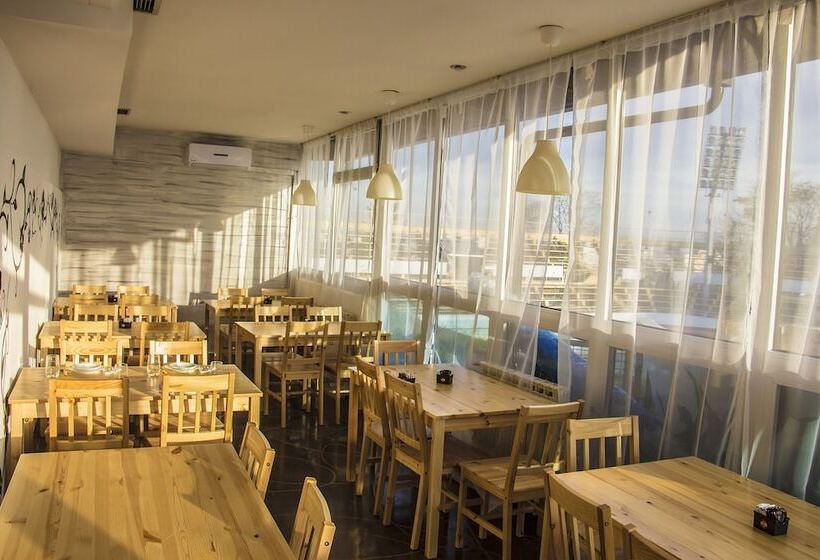 ホテル Hostel Poolside