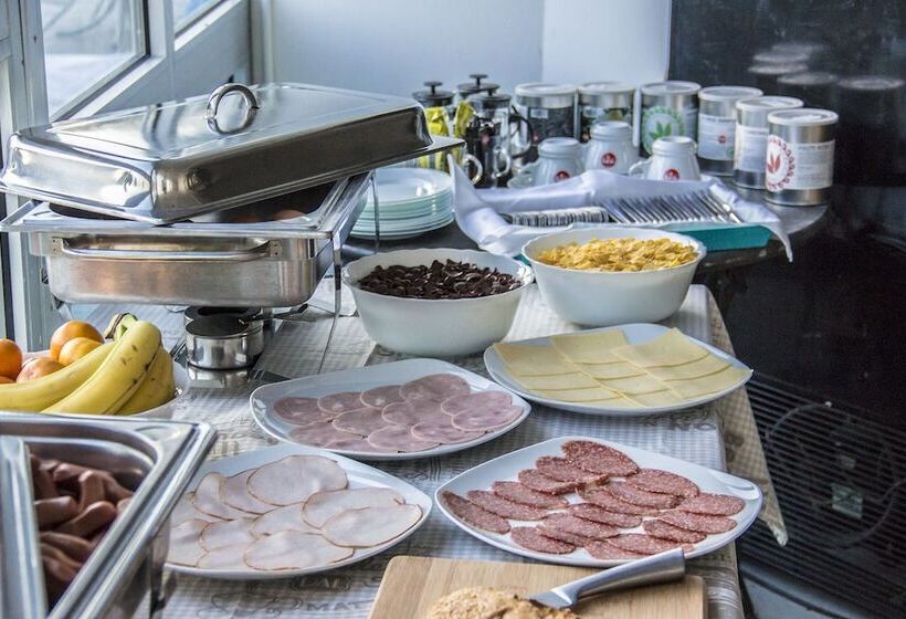 ホテル Hostel Poolside