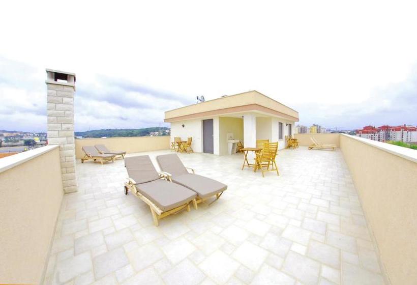 فندق Pula Comfort Apartments