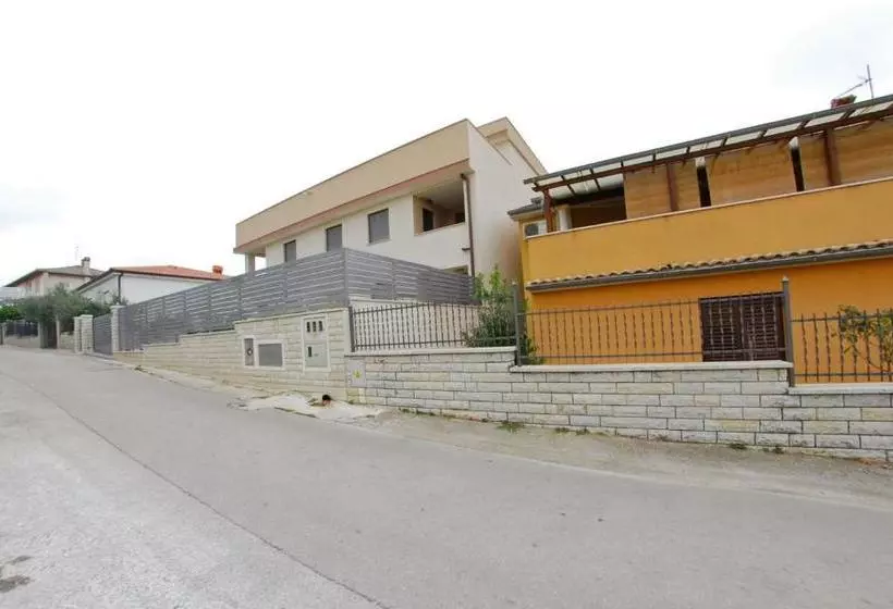 ホテル Pula Comfort Apartments