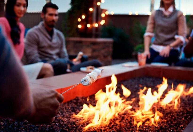 هتل Residence Inn By Marriott Charlotte Northlake