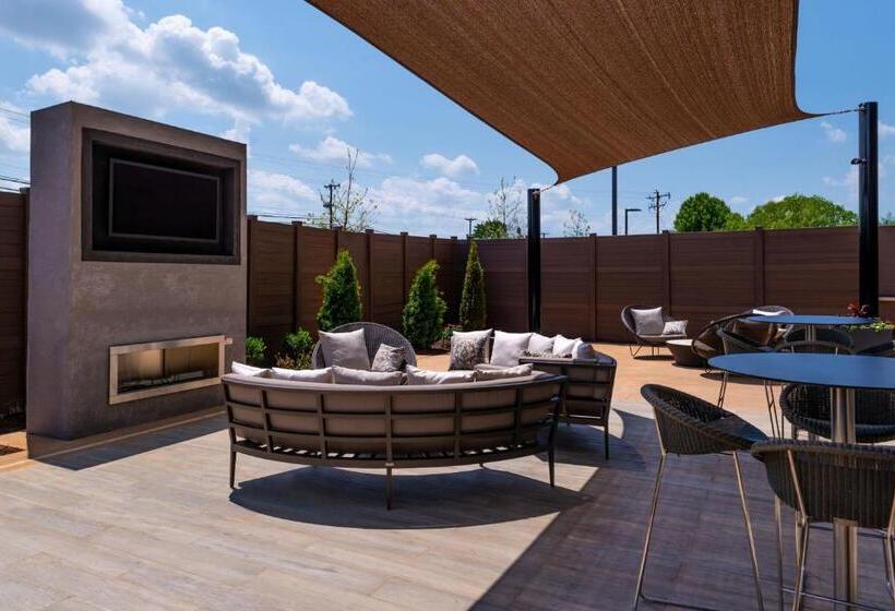 هتل Residence Inn By Marriott Charlotte Northlake