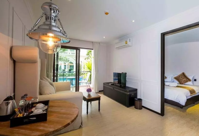 Hotelli The Symphony Suites Pattaya