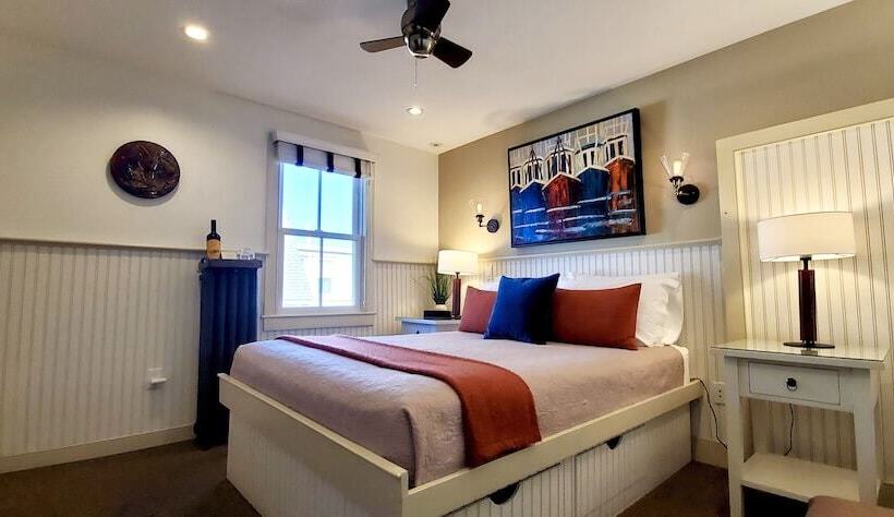 هتل White Porch Inn