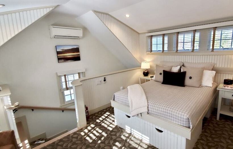 هتل White Porch Inn