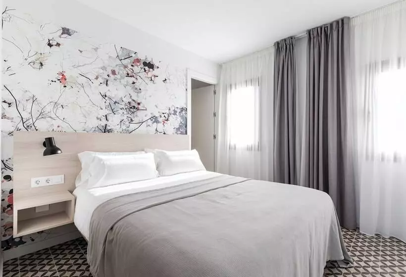Aspasios Poble Nou Apartments