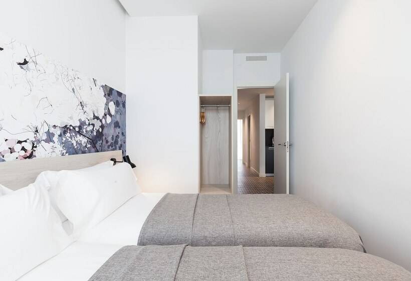 Aspasios Poble Nou Apartments