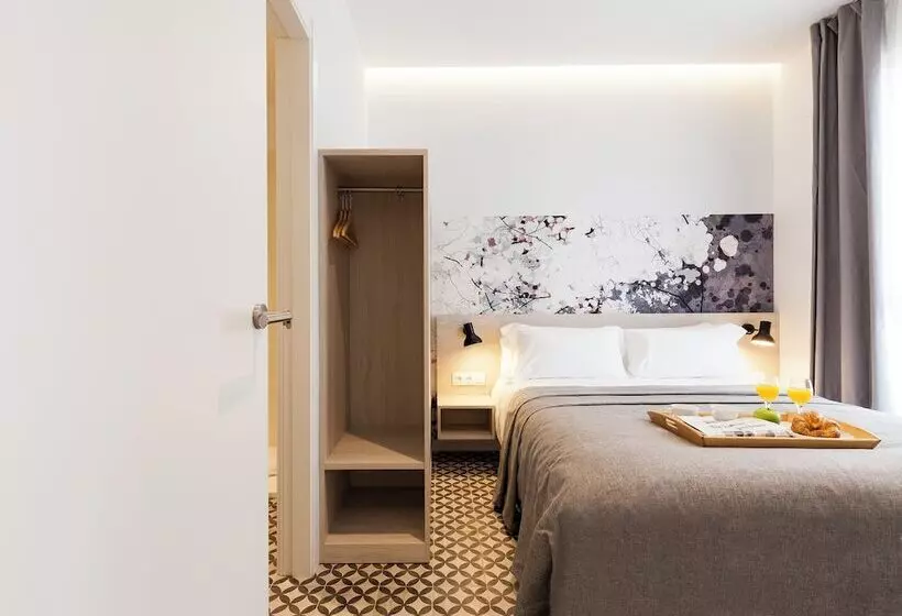 Aspasios Poble Nou Apartments