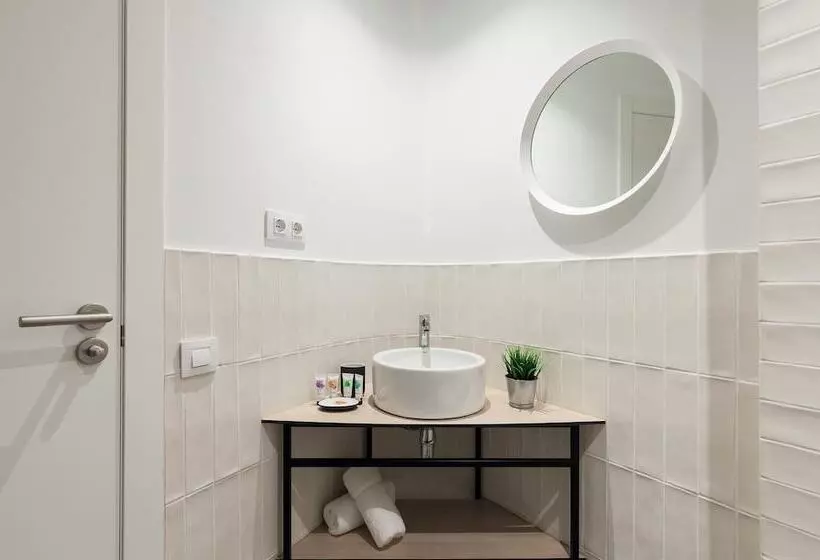Aspasios Poble Nou Apartments