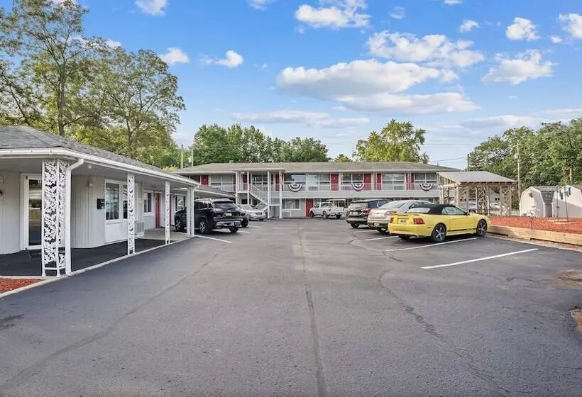 Grand Traverse Motel