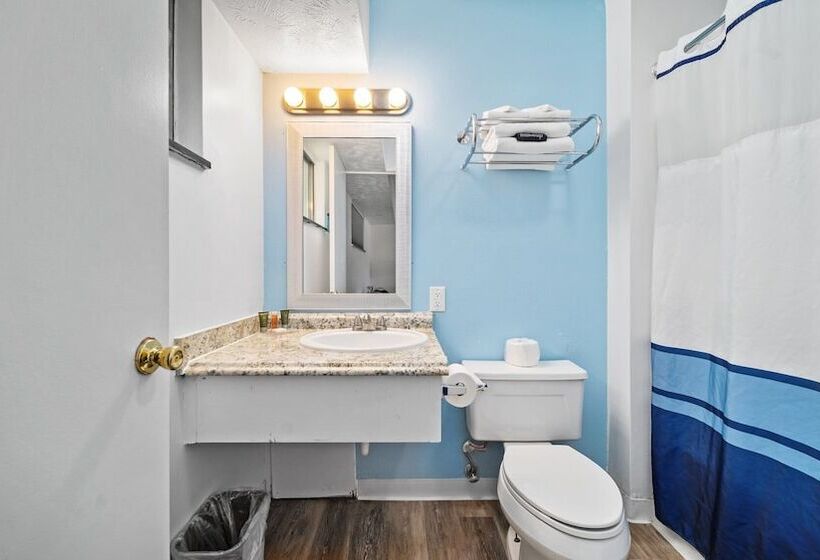 Grand Traverse Motel