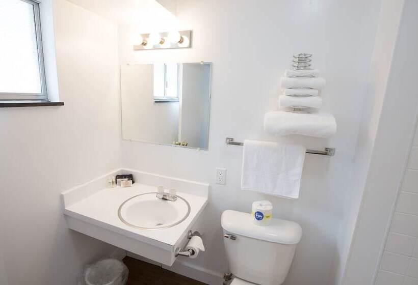 Grand Traverse Motel