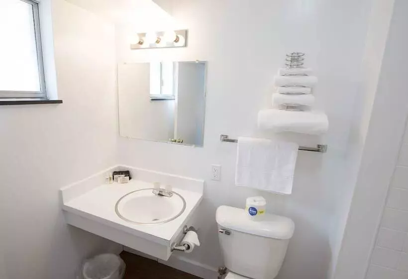 Grand Traverse Motel