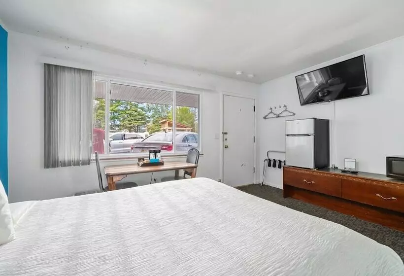 Grand Traverse Motel