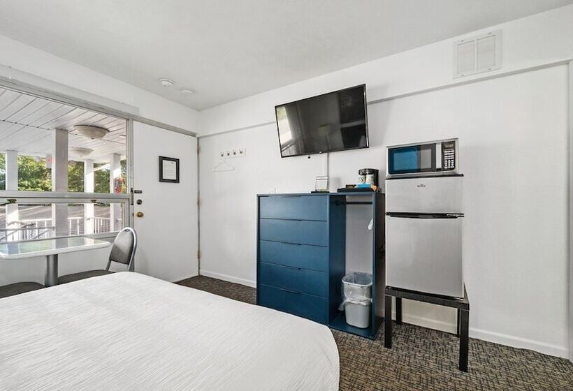 Grand Traverse Motel