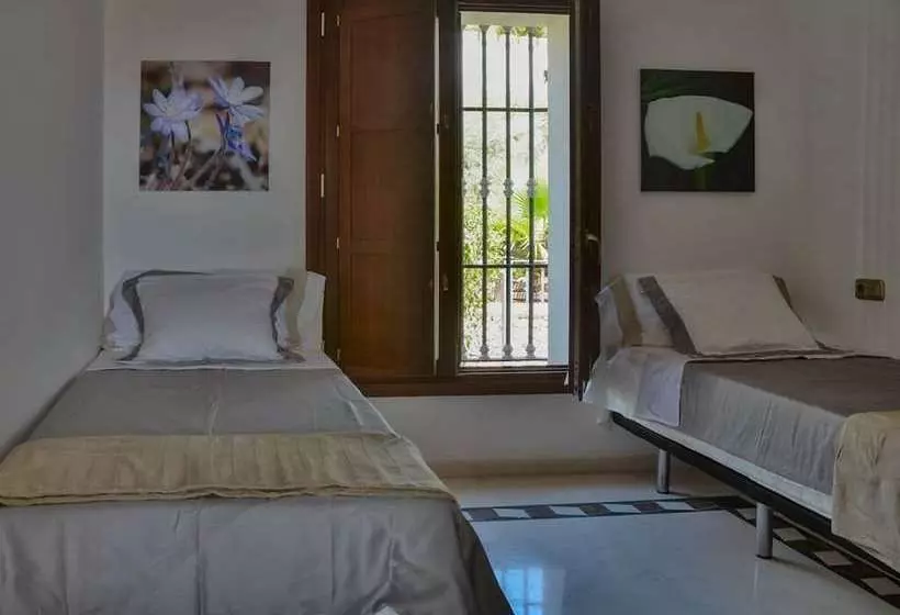 ホテル B&b Villa Carmen