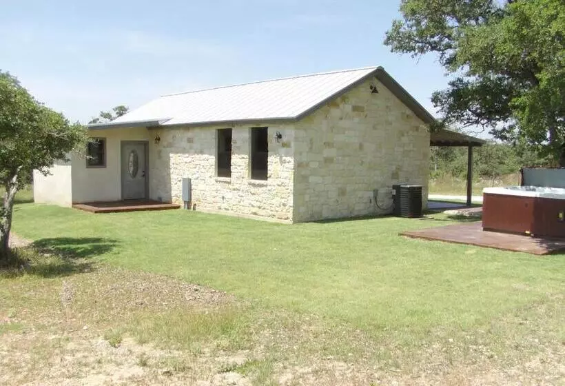 ホテル Breezy Hills Cottages