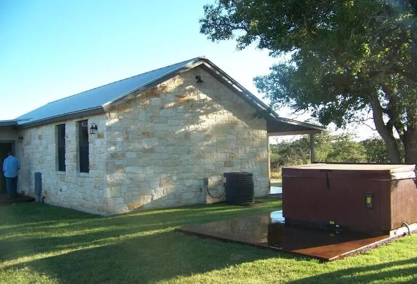 ホテル Breezy Hills Cottages