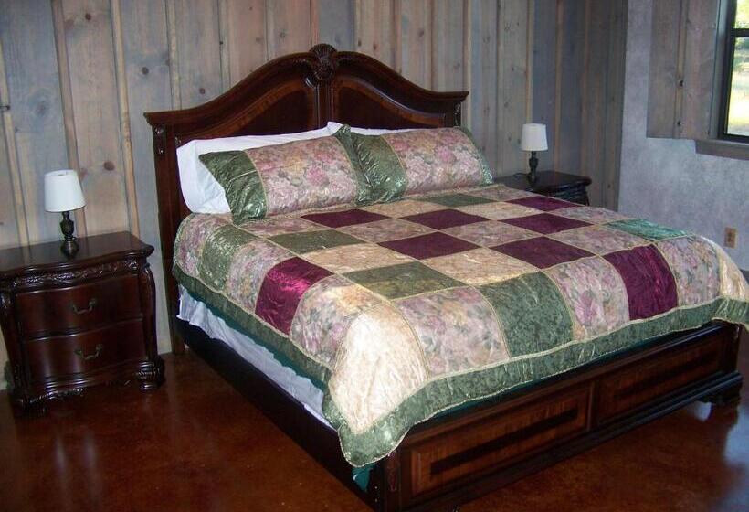 בית מלון כפרי Breezy Hills Cottages