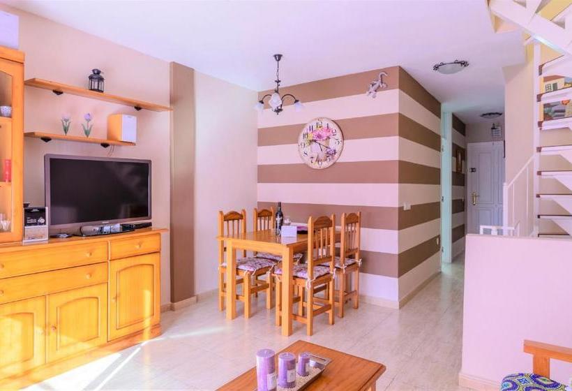 בית מלון כפרי Casa Deborah