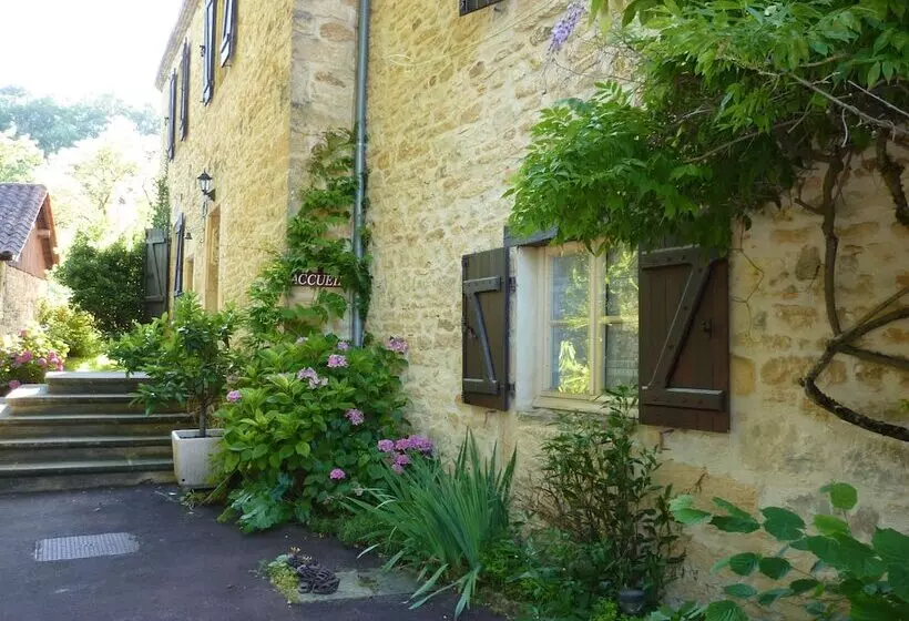ホテル Chambres D Hotes Aux Trois Sources