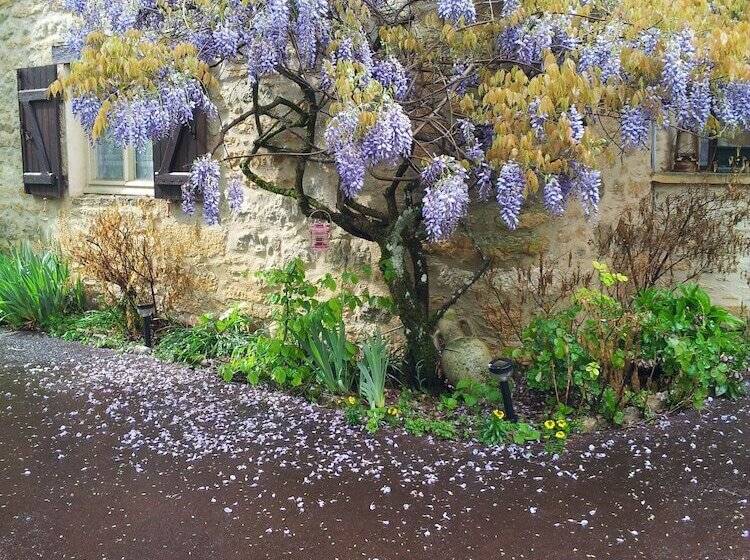 Hotel Chambres D Hotes Aux Trois Sources