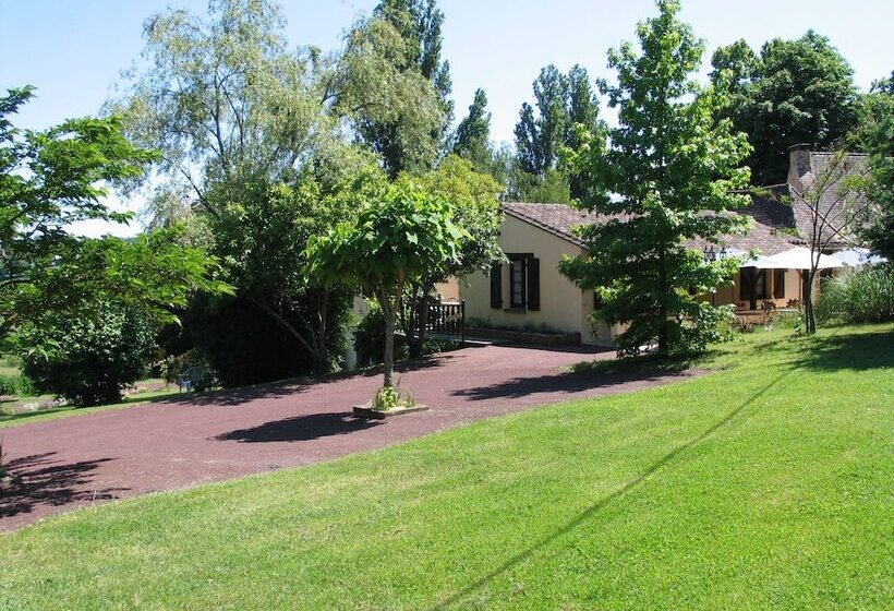 Hotel Chambres D Hotes Aux Trois Sources