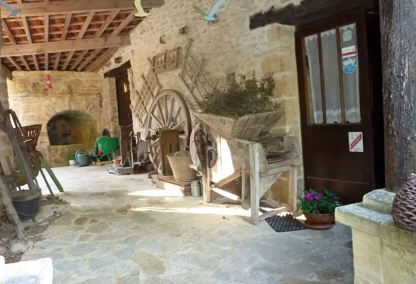 ホテル Chambres D Hotes Aux Trois Sources