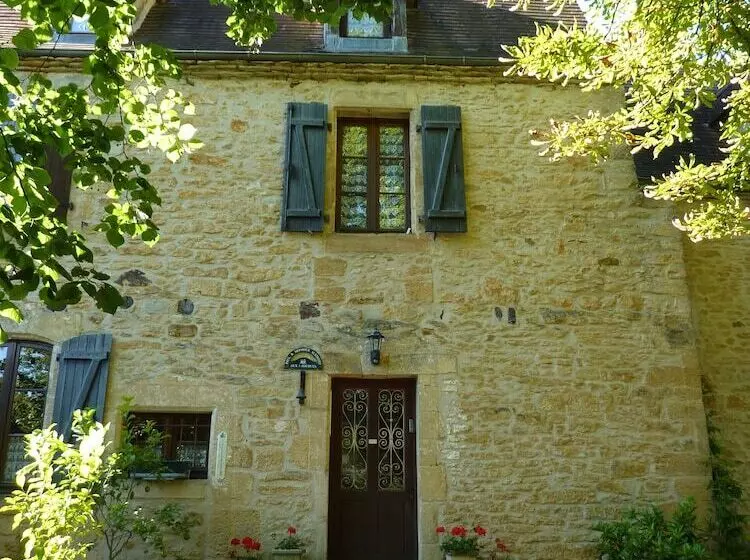 ホテル Chambres D Hotes Aux Trois Sources