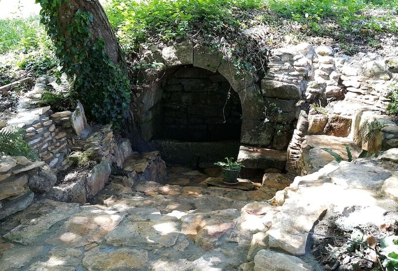 Hotel Chambres D Hotes Aux Trois Sources