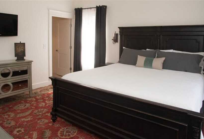 ホテル Dinsmore Boutique Inn