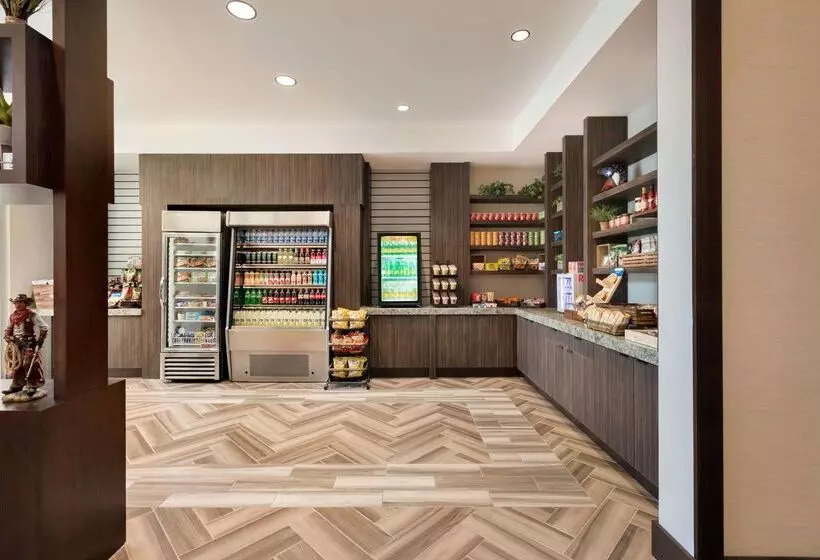 هتل Embassy Suites By Hilton San Antonio Landmark