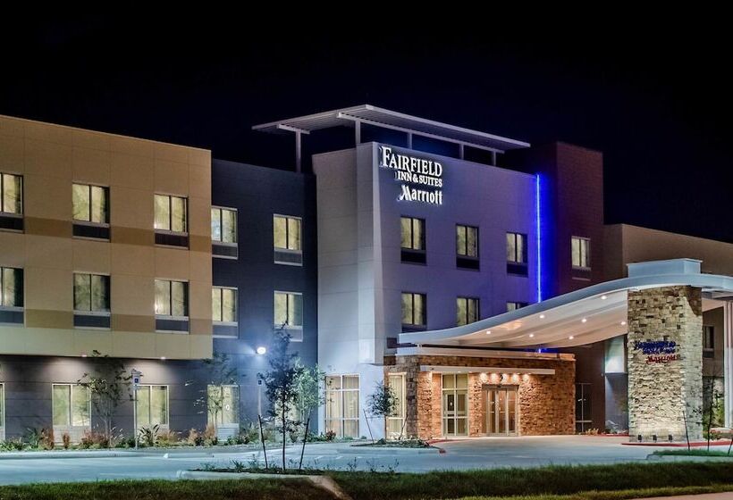Отель Fairfield Inn & Suites By Marriott Brownsville North