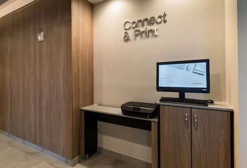 Hotelli Fairfield Inn & Suites By Marriott Brownsville North