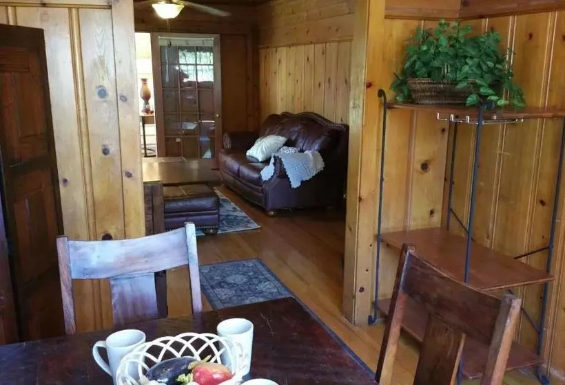 Hotelli Historic Smarthouse Charming Comfy King