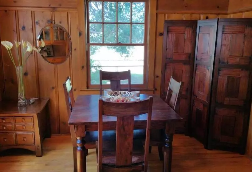 Hotelli Historic Smarthouse Charming Comfy King