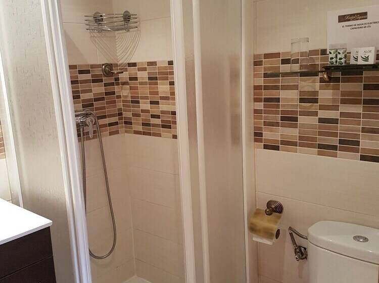 酒店 Hostal Segovia Adults Only