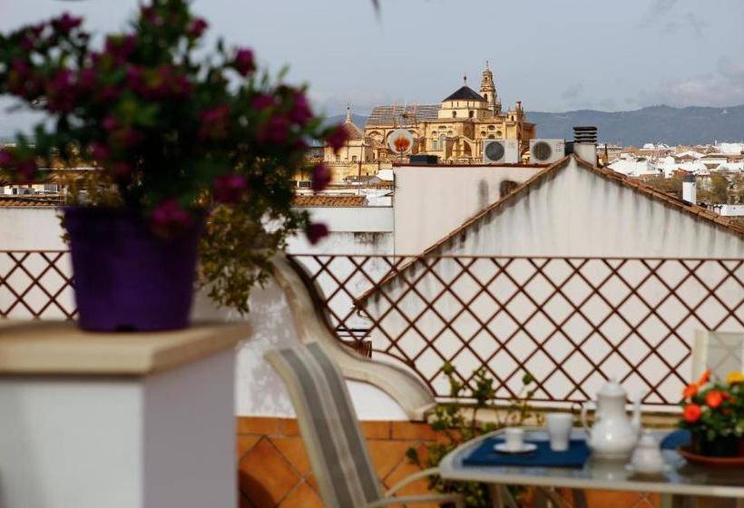 هتل La Casa Del Rio