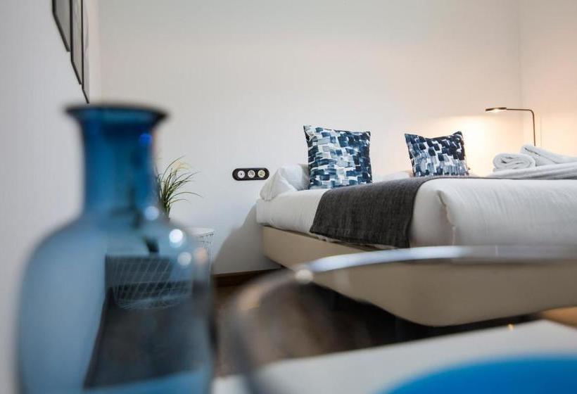 هتل La Casa Del Rio