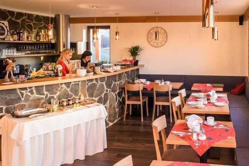 酒店 Penzión Darinka