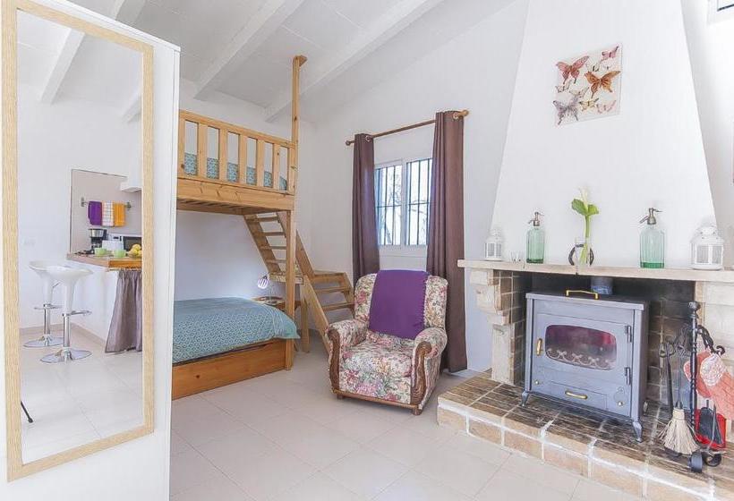 هتل Sa Caseta De Vernissa