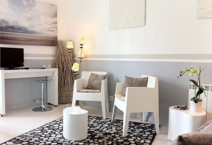 هتل Villa Esprit De Famille