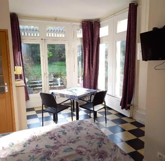 ホテル Voiles Et Terrasses By Corinne Résidence Face Au Port